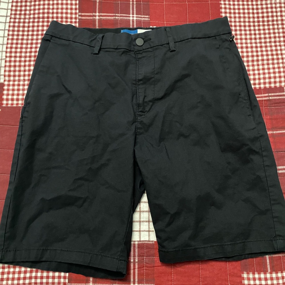 Old Navy stretch shorts